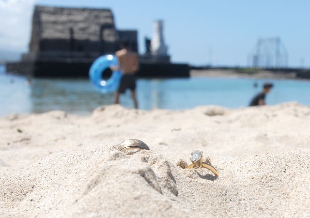 Survey Reveals Why Travellers Should Take Extra Precautions With Fine Jewellery